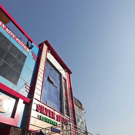 Oyo 38520 Hotel Silverspoon Roorkee Экстерьер фото
