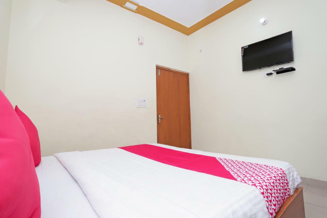 Oyo 38520 Hotel Silverspoon Roorkee Экстерьер фото