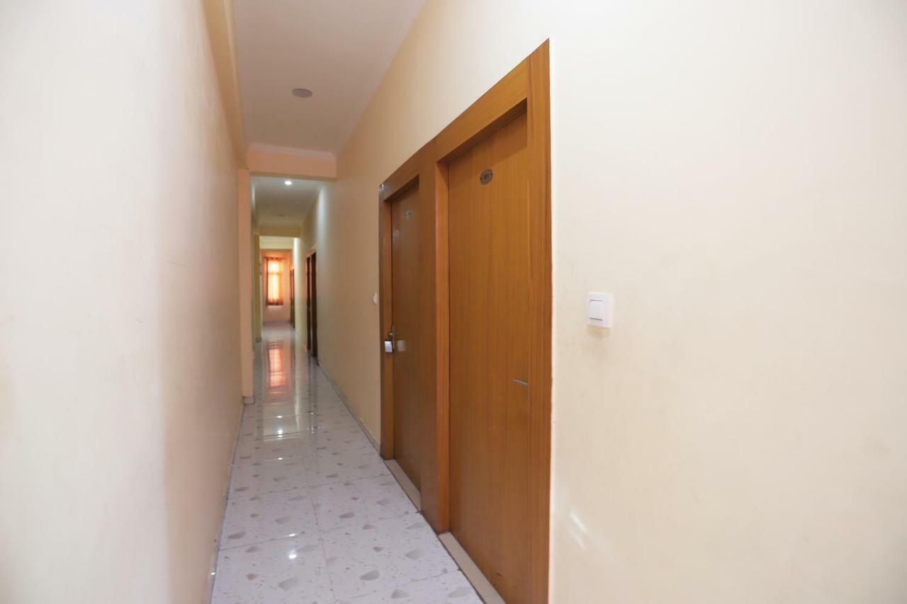 Oyo 38520 Hotel Silverspoon Roorkee Экстерьер фото